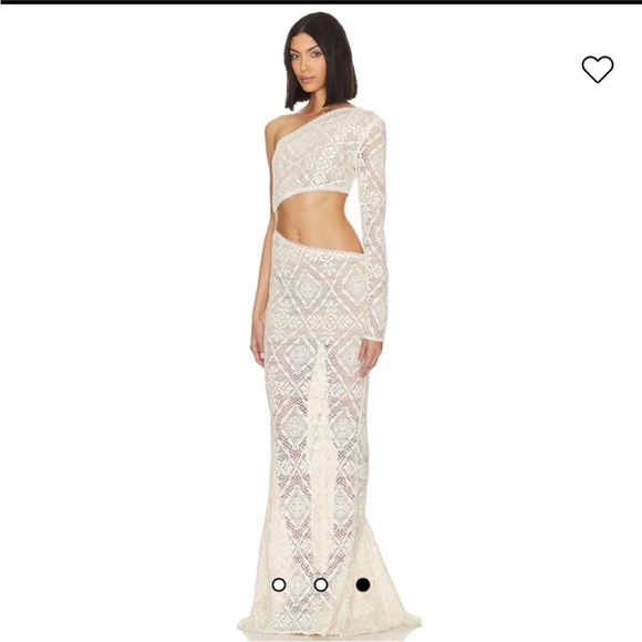 NWT Bronx and Banco: Ameena Cut Out One Shoulder Gown in Cream (sold on
Revolve) - Picture 3 of 6